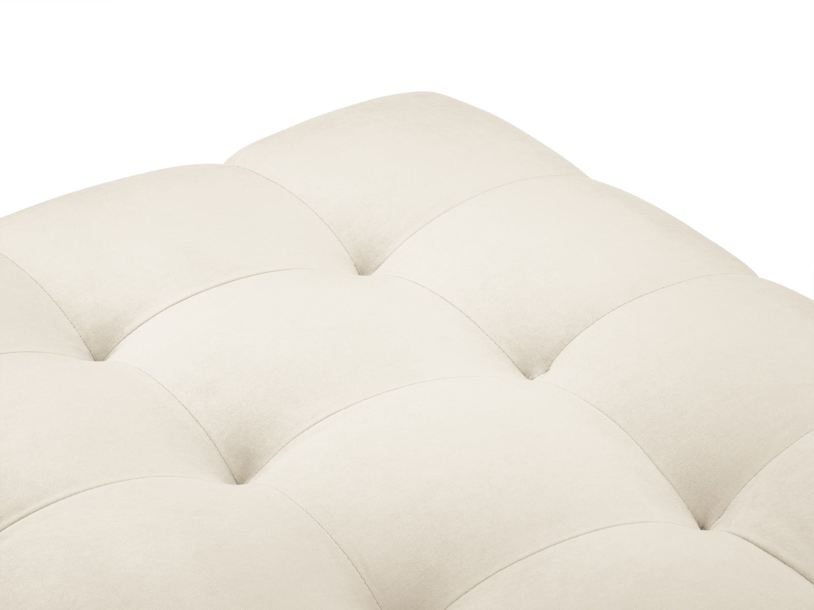 Elegante 2-Sitzer Bank Bali in sanftem Beige, ideal für stilvolle Wohnräume. Teil der vielseitigen Sofaserie von Cosmopolitan Design.