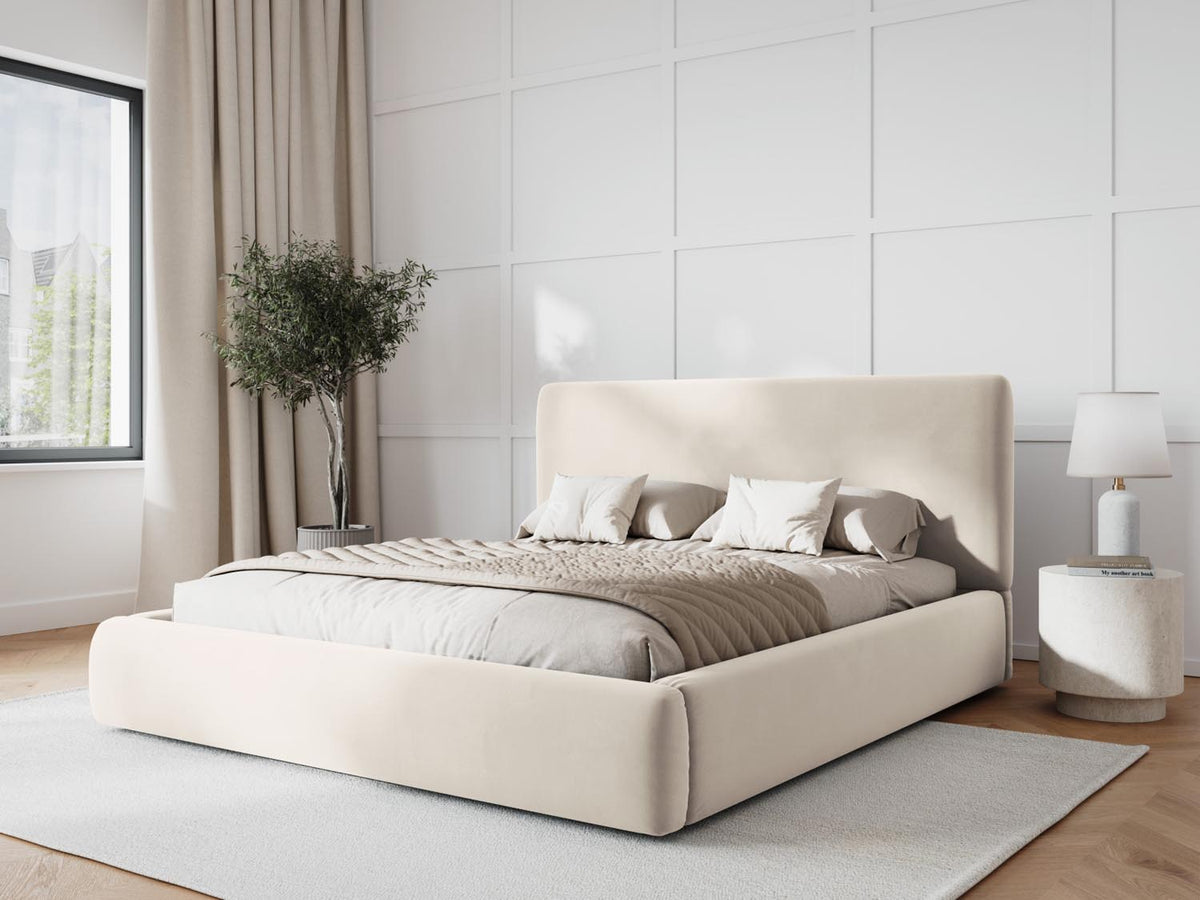 Colonel Bett mit Stauraum und Headboard 140cm in Light Beige-Riviera präsentiert im Onlineshop von KAQTU Design AG. Bett ist von Cosmopolitan Design