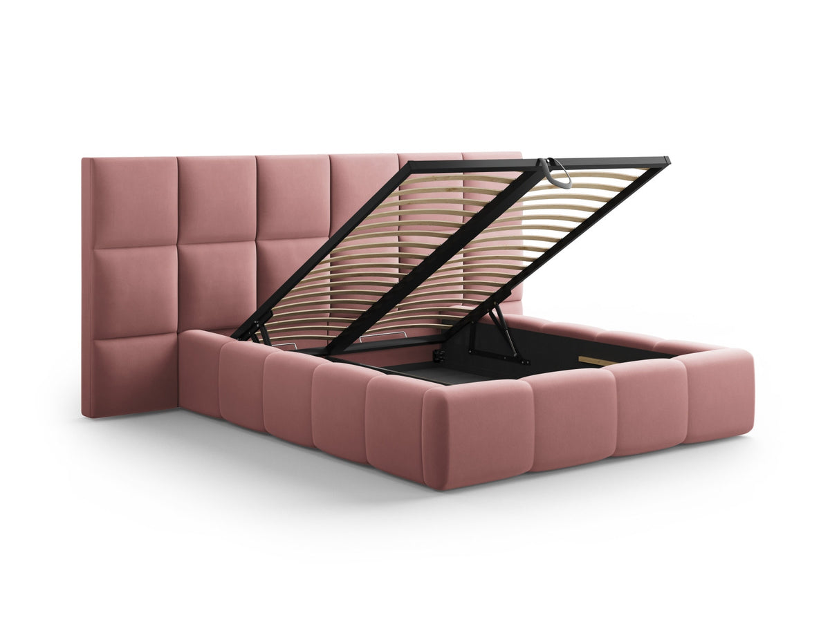 Livigno Bett mit Stauraum With Double Kopfteil 140cm in Pink-Bluvel präsentiert im Onlineshop von KAQTU Design AG. Bett ist von Cosmopolitan Design