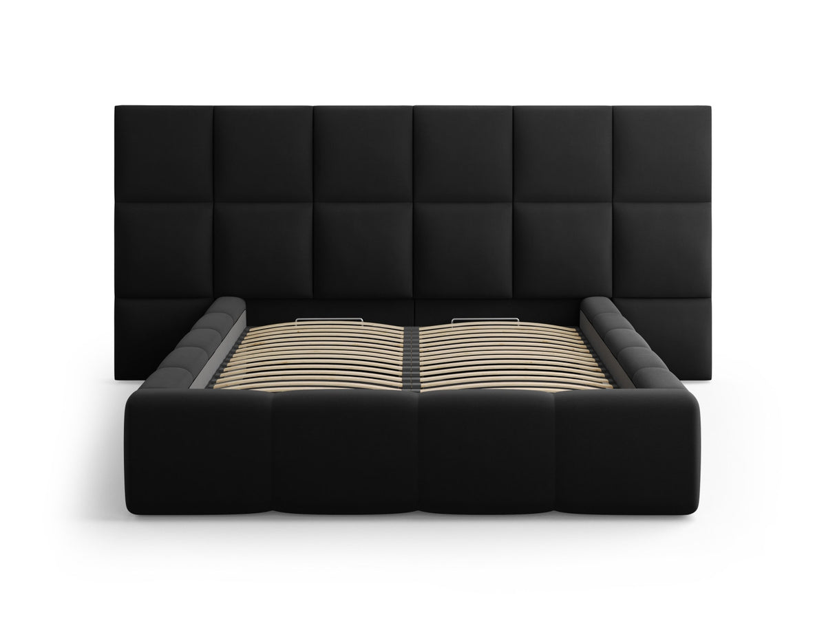 Livigno Bett mit Stauraum With Double Kopfteil 140cm in Black-Bluvel präsentiert im Onlineshop von KAQTU Design AG. Bett ist von Cosmopolitan Design