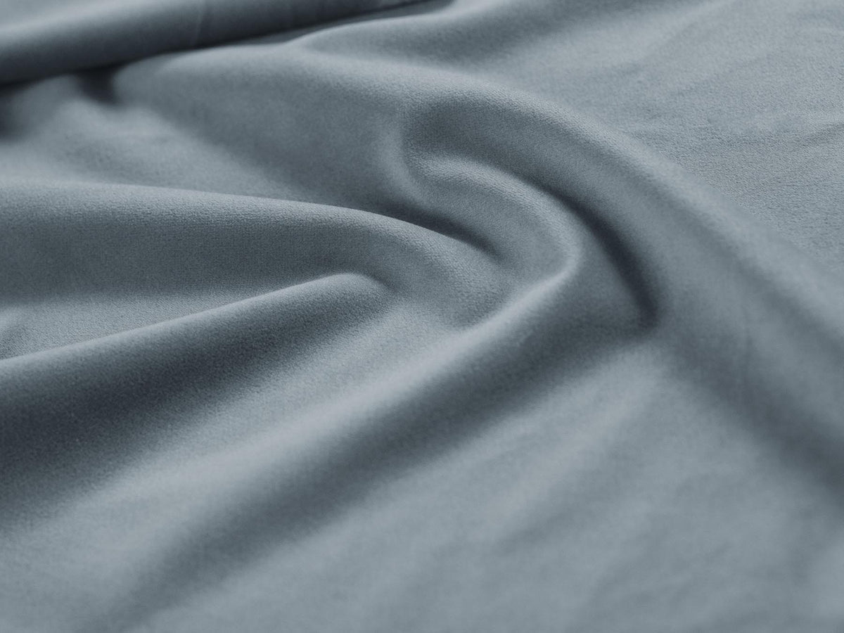 Livigno Bett mit Stauraum With Double Kopfteil 160cm in Light Blue-Bluvel präsentiert im Onlineshop von KAQTU Design AG. Bett ist von Cosmopolitan Design