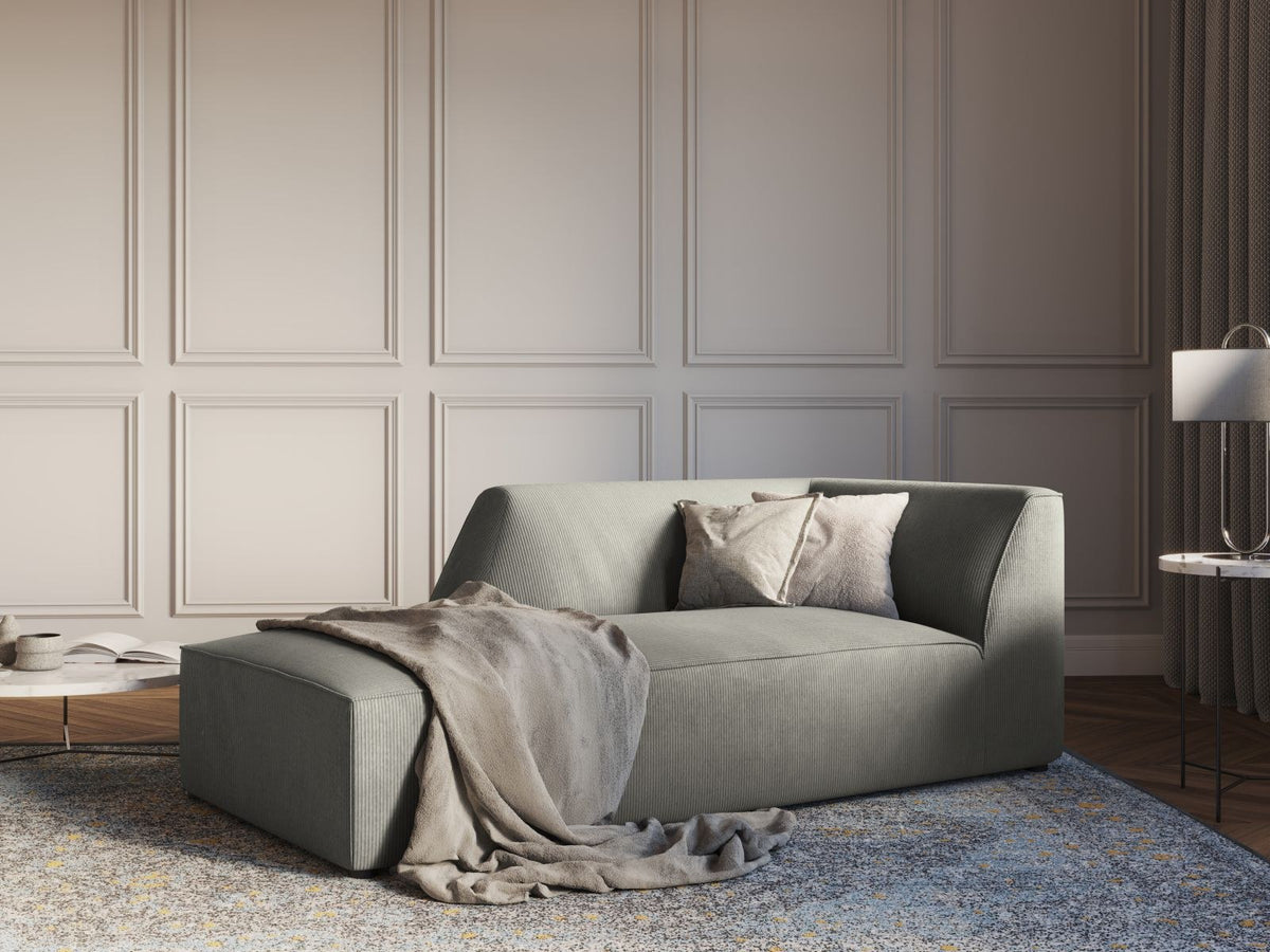 Chaiselongue Siena links, 1-Sitzer 181cm, Cordstoff Scala in Light Beige, Massivholzrahmen, schwarze Kunststoffbeine, niedrige Rückenlehne.