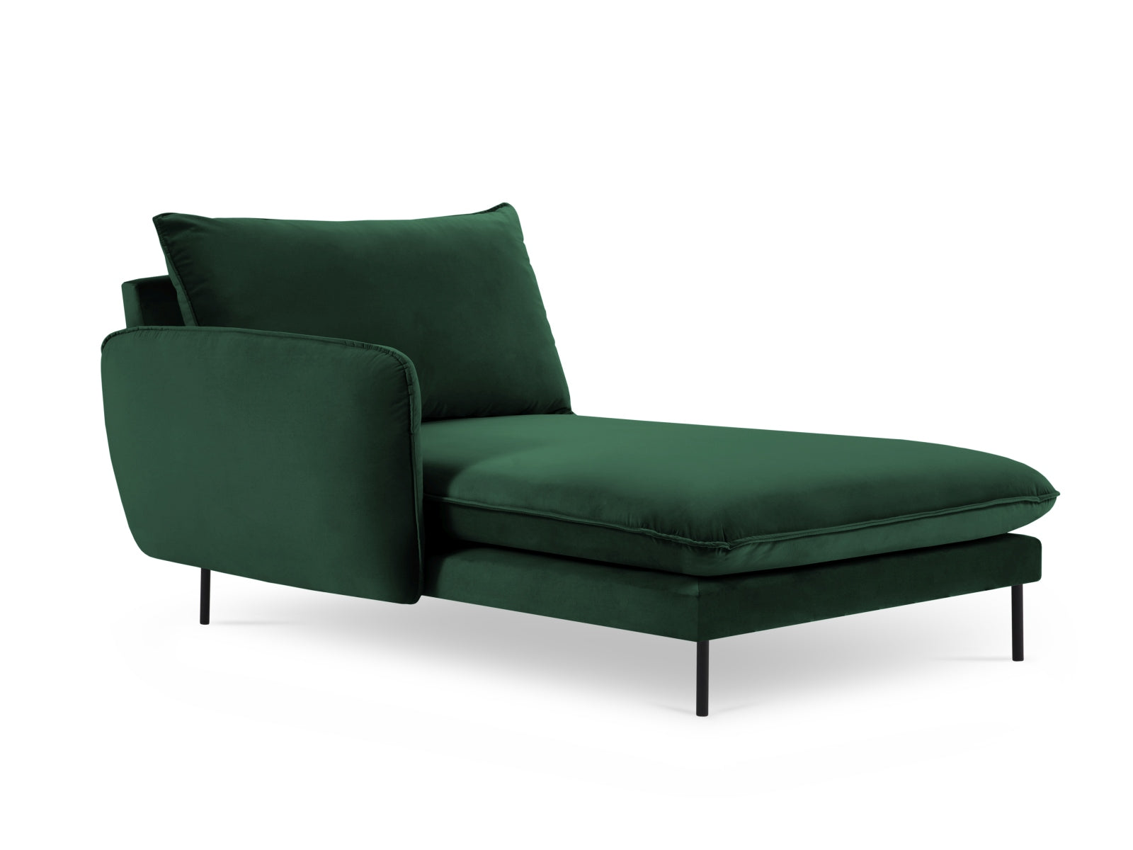 Erleben Sie das Vienna Velour Sofa Chaise Lounge links von Cosmopolitan Design – ein stilvolles Möbelstück mit 110 cm Sitzfläche, das Eleganz und höchsten Komfort vereint.
