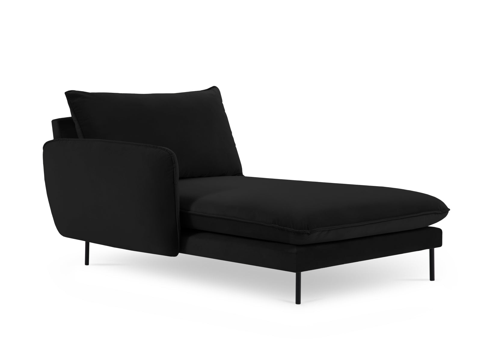Stilvolles Vienna Velour Sofa Chaise Lounge links 110cm von Cosmopolitan Design. Komfortable Polsterung und edler Veloursstoff für Ihr Zuhause.