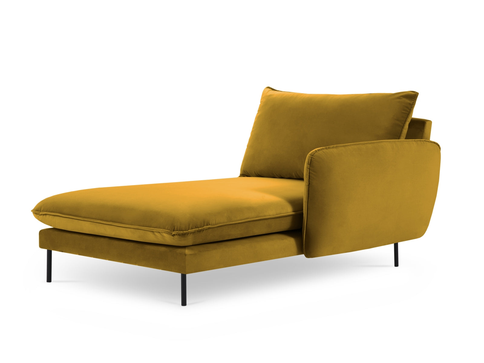 Elegantes Vienna Velour Sofa Chaise Lounge rechts 110cm von Cosmopolitan Design. Ideal für stilvolle Wohnräume, vereint Komfort und Funktionalität.