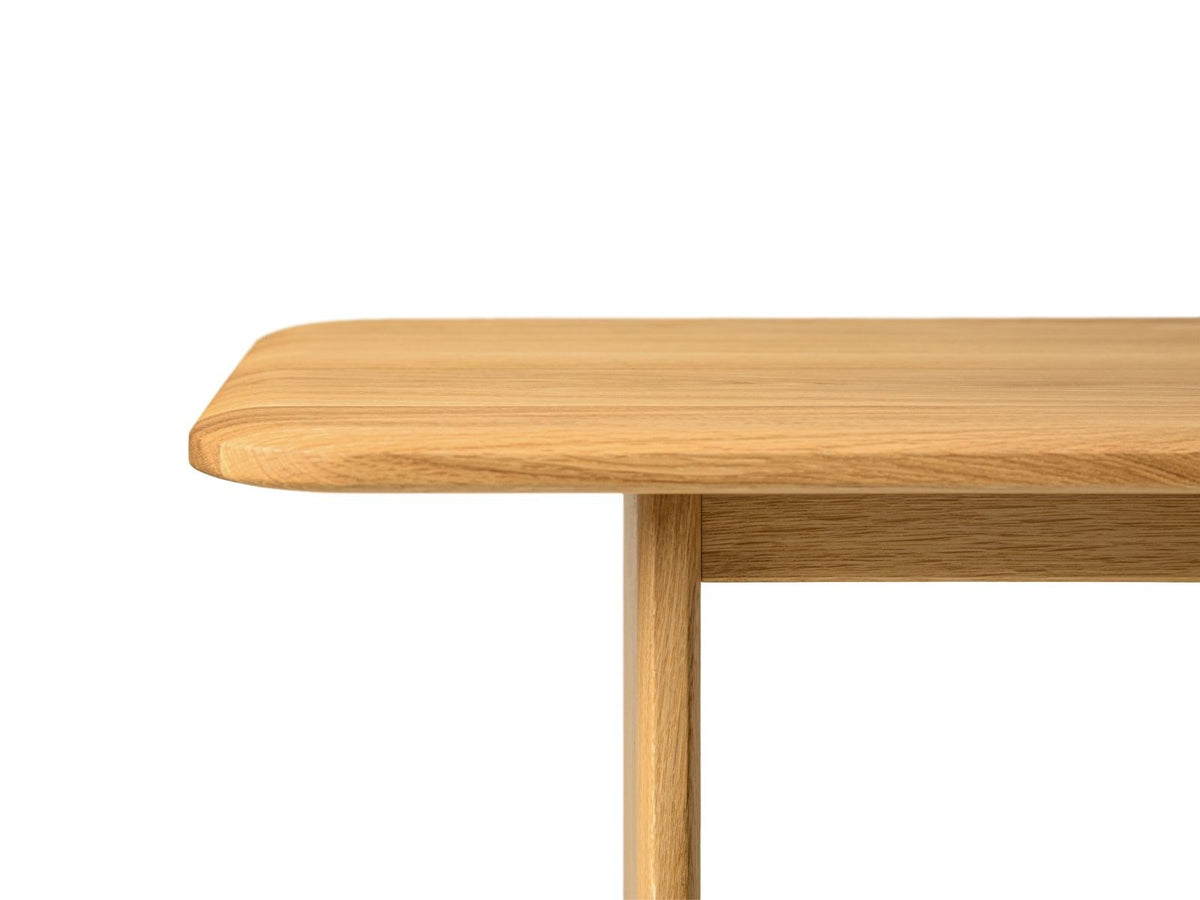 Foto der Toledo Konsole 40cm von Cosmopolitan Design in Natural Oak-Wood mit Eichenbeinen, Masse 120x40x76cm, Serie Toledo.