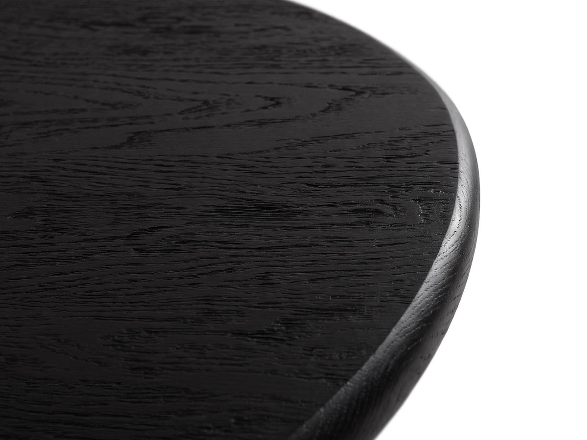 Konsole Sines 50cm von Cosmopolitan Design in Black Oak-Wood, Hartholzgestell mit Eichenfurnier, gebürstete Oberfläche, Holzbeine.