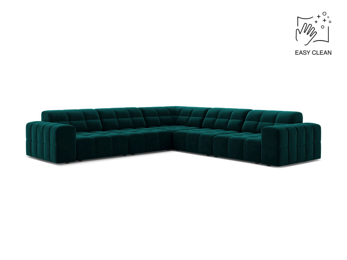 Ecksofa Chicago von Cosmopolitan Design in Light Beige-Eden mit Chenille-Stoff, Massivholzrahmen und schwarzen Kunststoffbeinen, 4-Sitzer-Form.