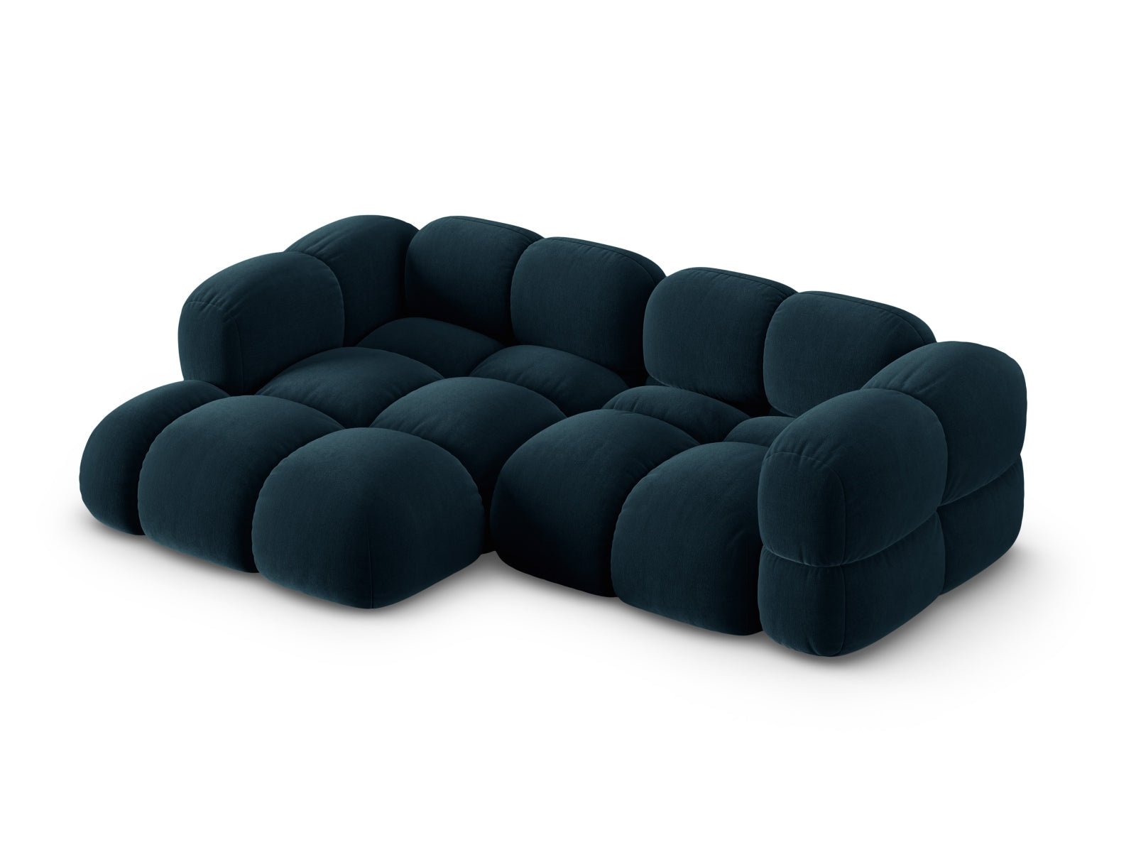 Erleben Sie das Loretto Velour Ecksofa links von Cosmopolitan Design – ein stilvolles 3-Sitzer Sofa, das Eleganz und Komfort vereint.
