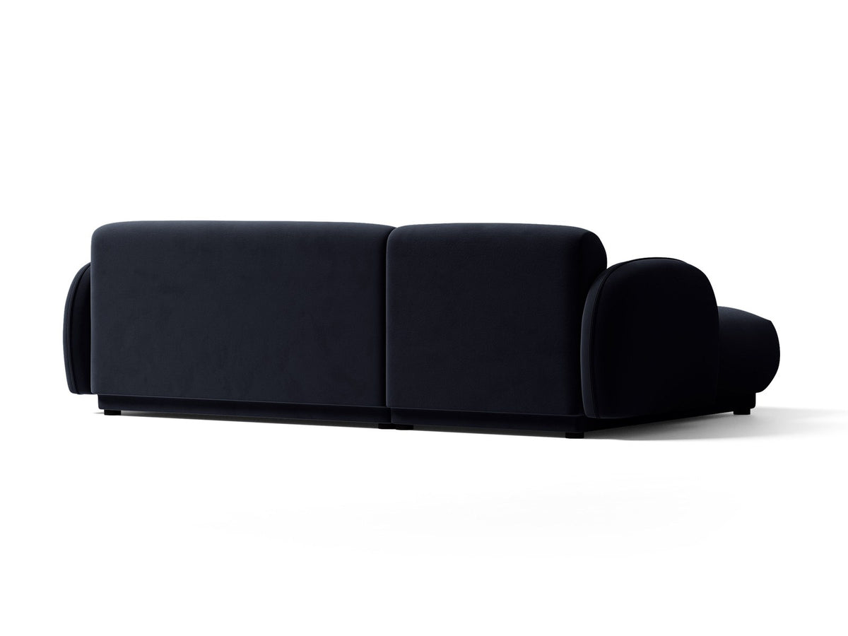 Bilbao Ecksofa links 3-Sitzer von Cosmopolitan Design in Light Beige-Casino Samtstoff, Holzrahmen, schwarze Kunststoffbeine, mit Récamiere.