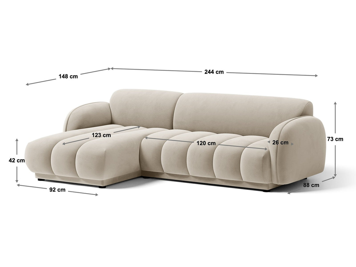 Bilbao Ecksofa links 3-Sitzer von Cosmopolitan Design in Light Beige-Casino Samtstoff, Holzrahmen, schwarze Kunststoffbeine, mit Récamiere.