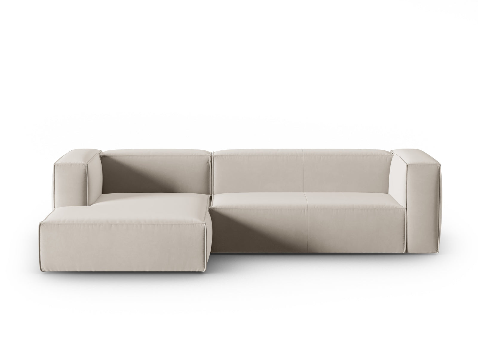 Mackay Velour links Ecksofa 4 Sitzer in Ecru präsentiert im Onlineshop von KAQTU Design AG. Ecksofa links ist von Cosmopolitan Design