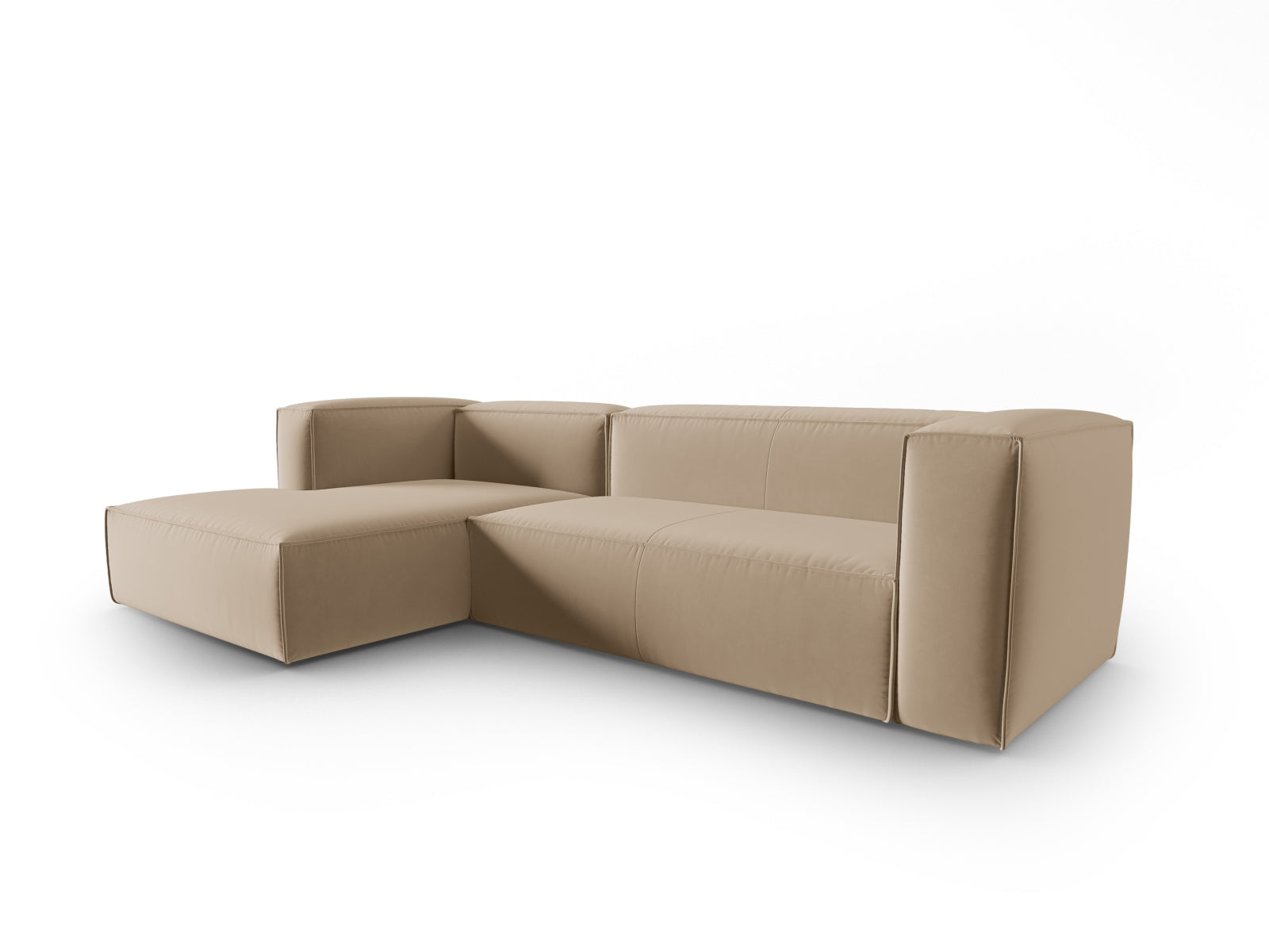 Mackay Velour links Ecksofa 4 Sitzer in Sand präsentiert im Onlineshop von KAQTU Design AG. Ecksofa links ist von Cosmopolitan Design