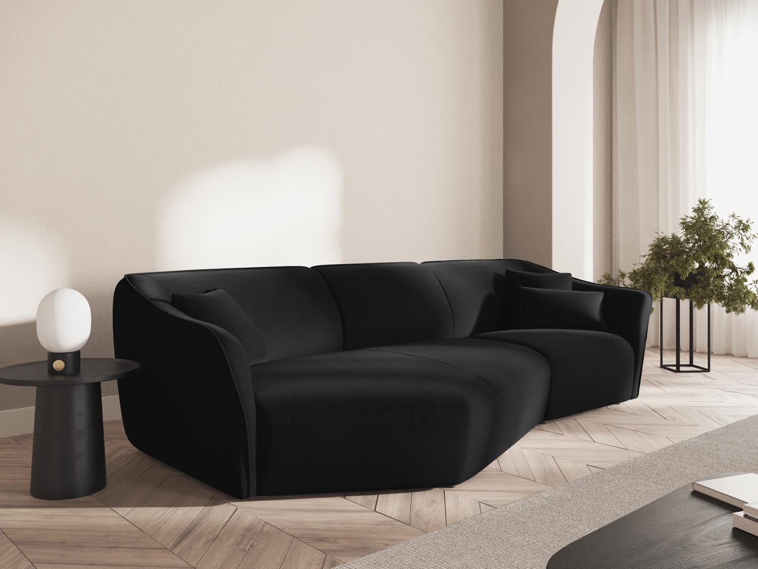 Tokyo Velour Modular Ecksofa links 5 Sitzer in Black präsentiert im Onlineshop von KAQTU Design AG. Ecksofa links ist von Cosmopolitan Design