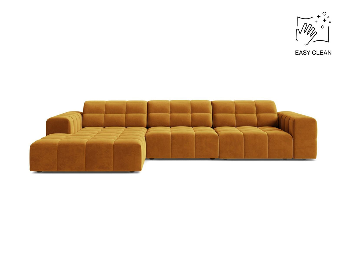 Ecksofa links Chicago von Cosmopolitan Design in Light Beige-Venus Samtvelours, Holzrahmen, Récamiere links, Kunststoffbeine schwarz.