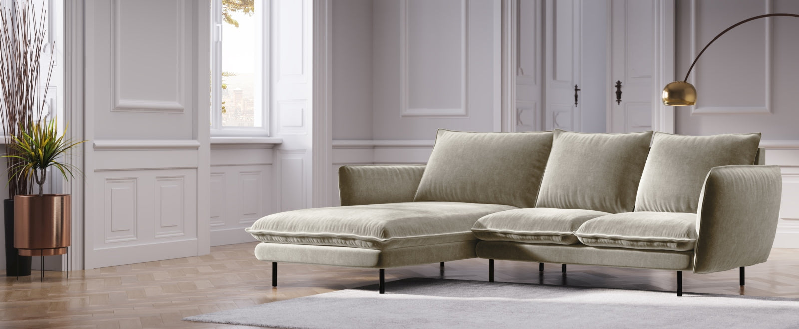 Entdecken Sie das elegante Vienna Velour Ecksofa links 5 Sitzer 170cm von Cosmopolitan Design – stilvoll, komfortabel und ideal für Ihr Wohnzimmer.