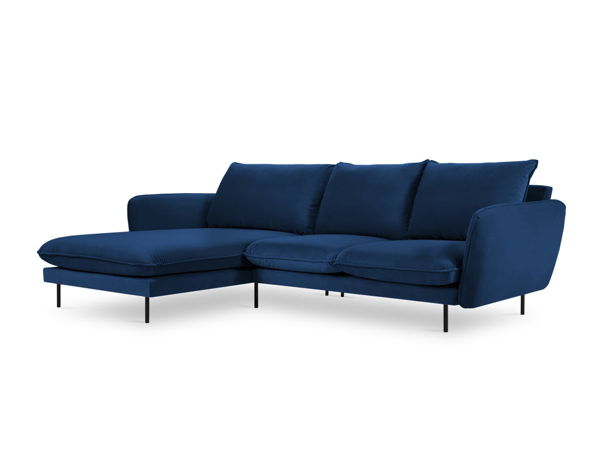 Vienna Velour Ecksofa links 5 Sitzer 170cm in Royal Blue/Schwarz-Bluvel präsentiert im Onlineshop von KAQTU Design AG. Ecksofa links ist von Cosmopolitan Design