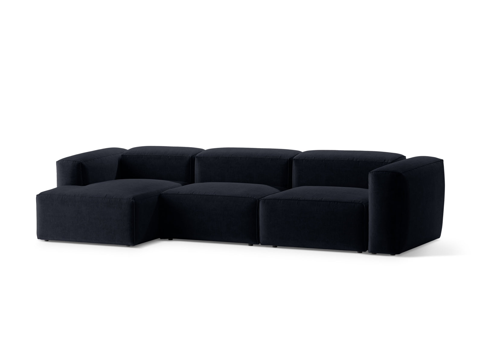 Erleben Sie das stilvolle Bergamo Modulare Ecksofa links 4 Sitzer von Cosmopolitan Design – ideal für Ihr modernes Wohnzimmer und entspannte Abende!