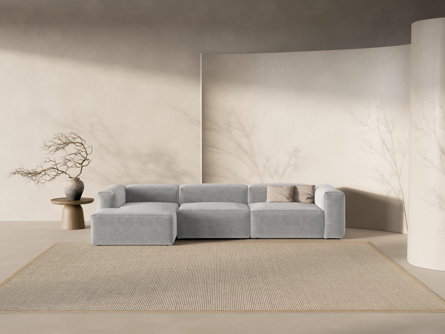 Entdecken Sie das elegante Bergamo Modulare Ecksofa links 4 Sitzer von Cosmopolitan Design – perfekt für Ihr modernes Zuhause und gemütliche Stunden!
