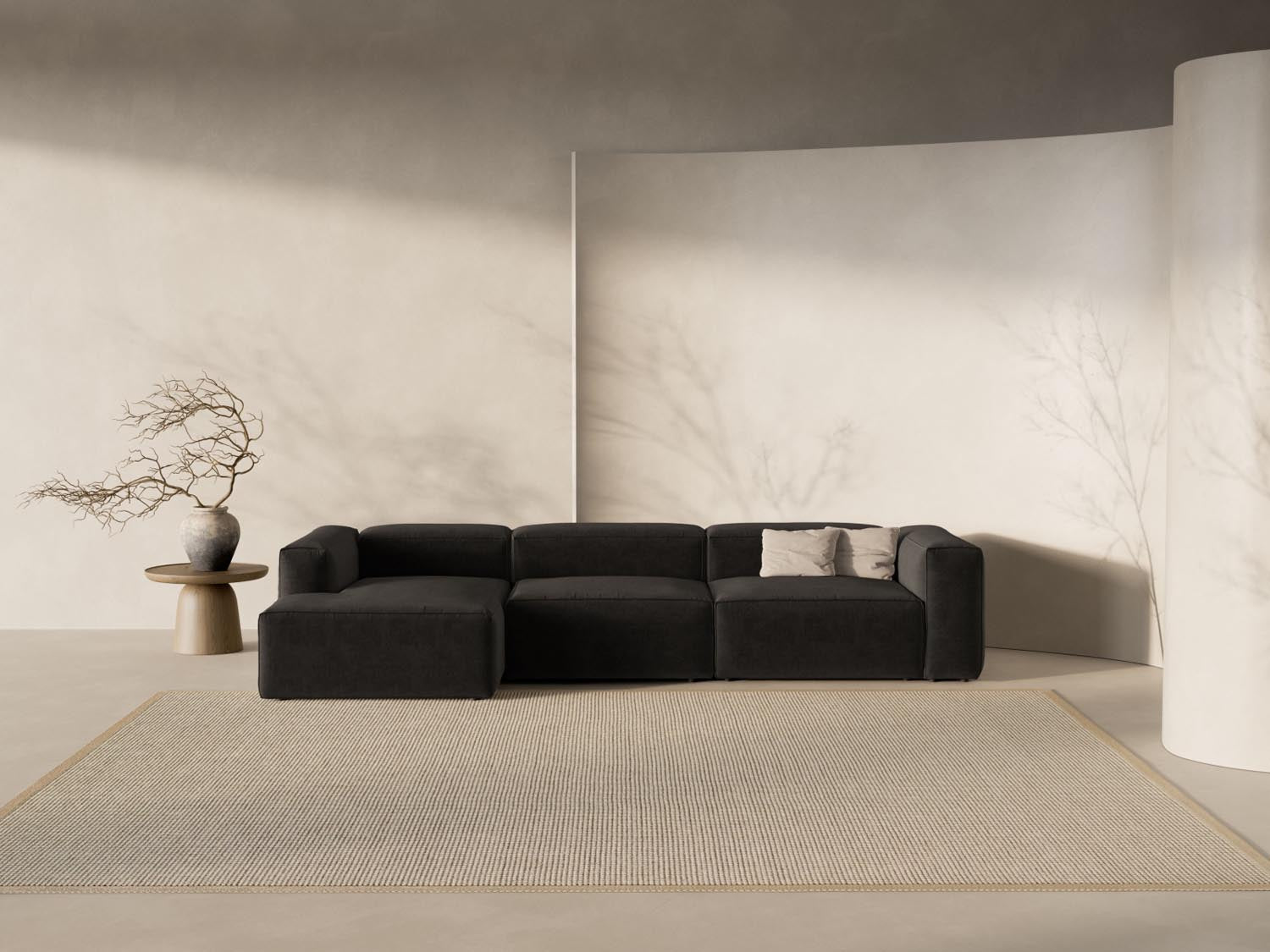 Entdecken Sie das elegante Bergamo Modulare Ecksofa links 4 Sitzer von Cosmopolitan Design – perfekt für Ihr modernes Zuhause und gemütliche Stunden!