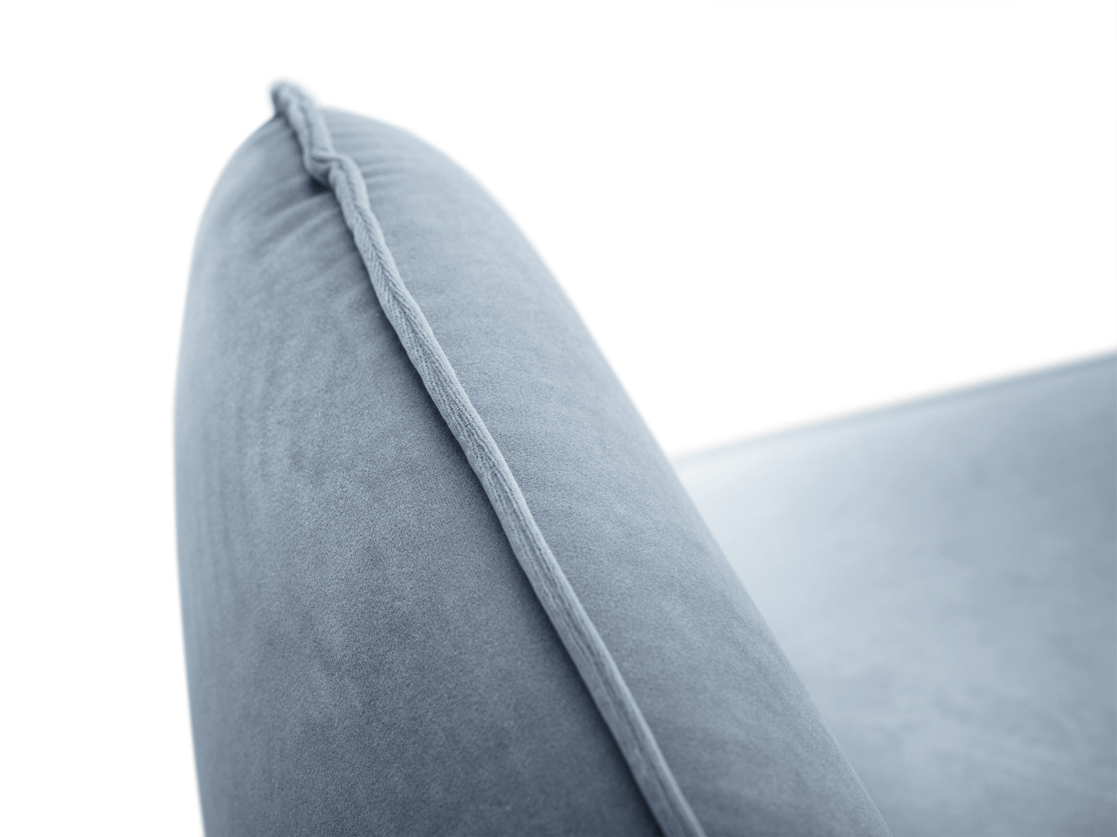 Erleben Sie das Vienna Velour Ecksofa links für 6 Personen. Modernes Design, luxuriöser Velourstoff und optimaler Sitzkomfort für gesellige Abende.