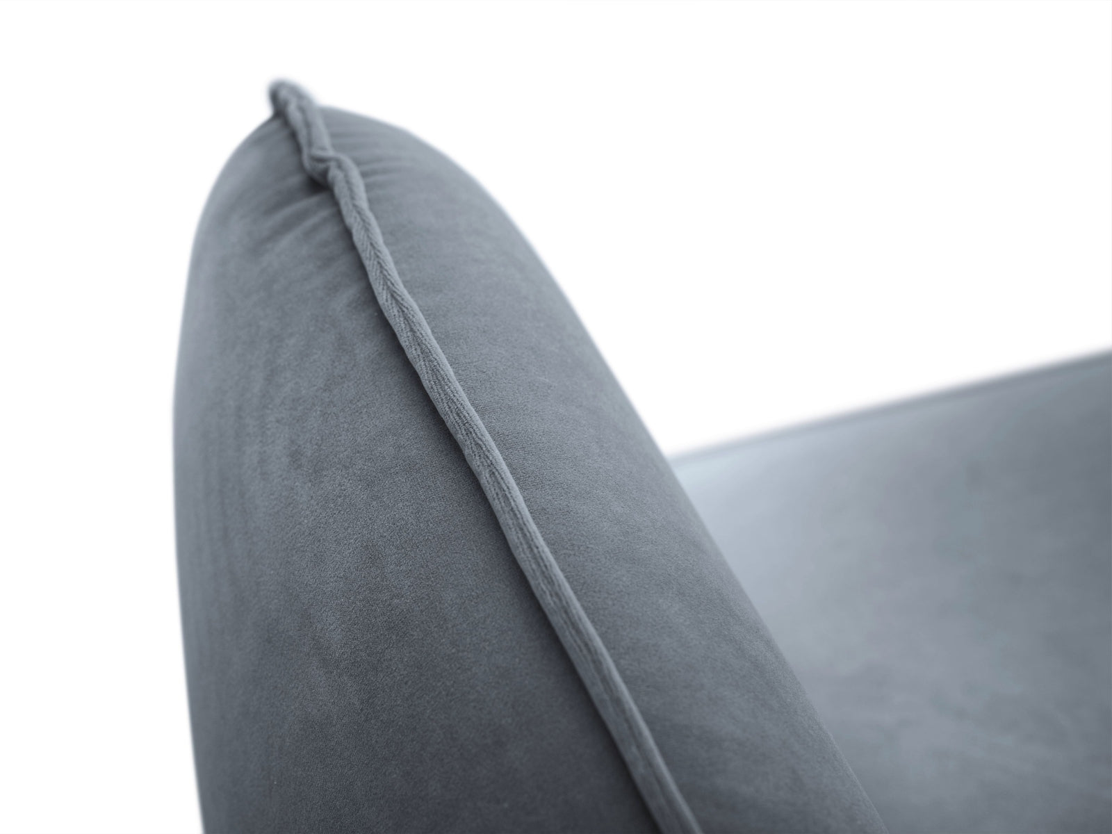 Erleben Sie das Vienna Velour Ecksofa links für 6 Personen. Modernes Design, luxuriöser Velourstoff und optimaler Sitzkomfort für gesellige Abende.