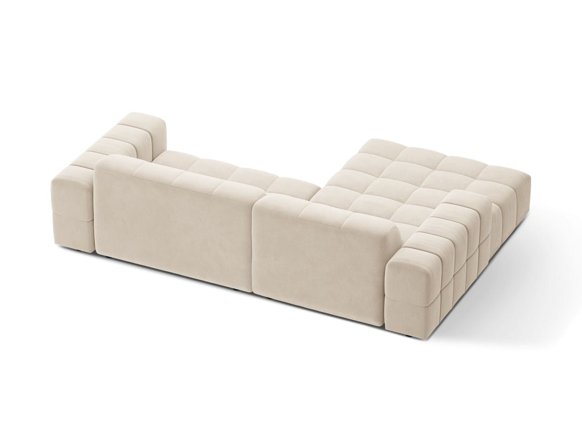 Ecksofa links Chicago in dunkelgrünem Samtstoff mit schwarzen Kunststoffbeinen, Massivholzrahmen und markanter Récamiere-Form.