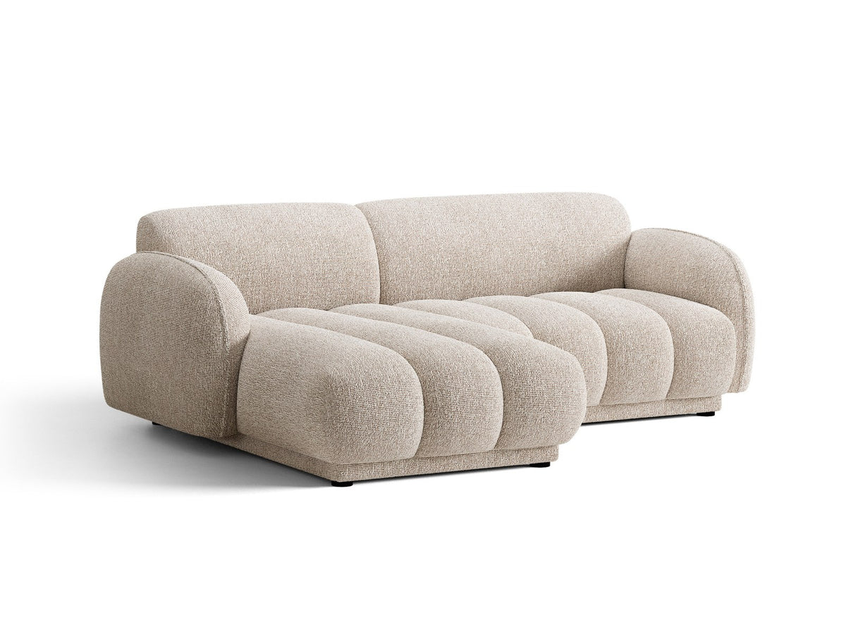 Beige-meliertes Boucle-Ecksofa links mit Récamiere, Massivholzrahmen und schwarzen Kunststoffbeinen, Cosmopolitan Design Bilbao Serie.