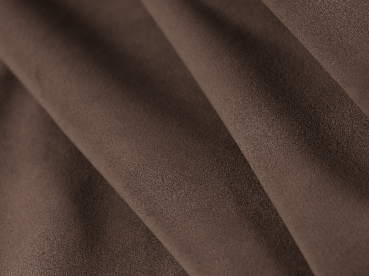 Quadratisches Samtkissen Kemi in Beige-Salvador, 45 x 18 x 45 cm, mit dichtem Samtstoff und Kern aus Massivholz und Spanplatten.