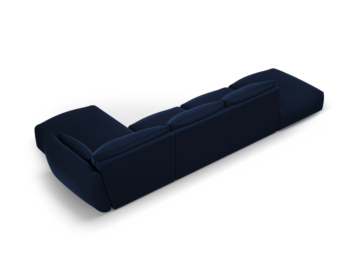 Ecksofa rechts Matera mit Récamière, Stoffbezug und schwarzen Beinen im Wohnzimmer