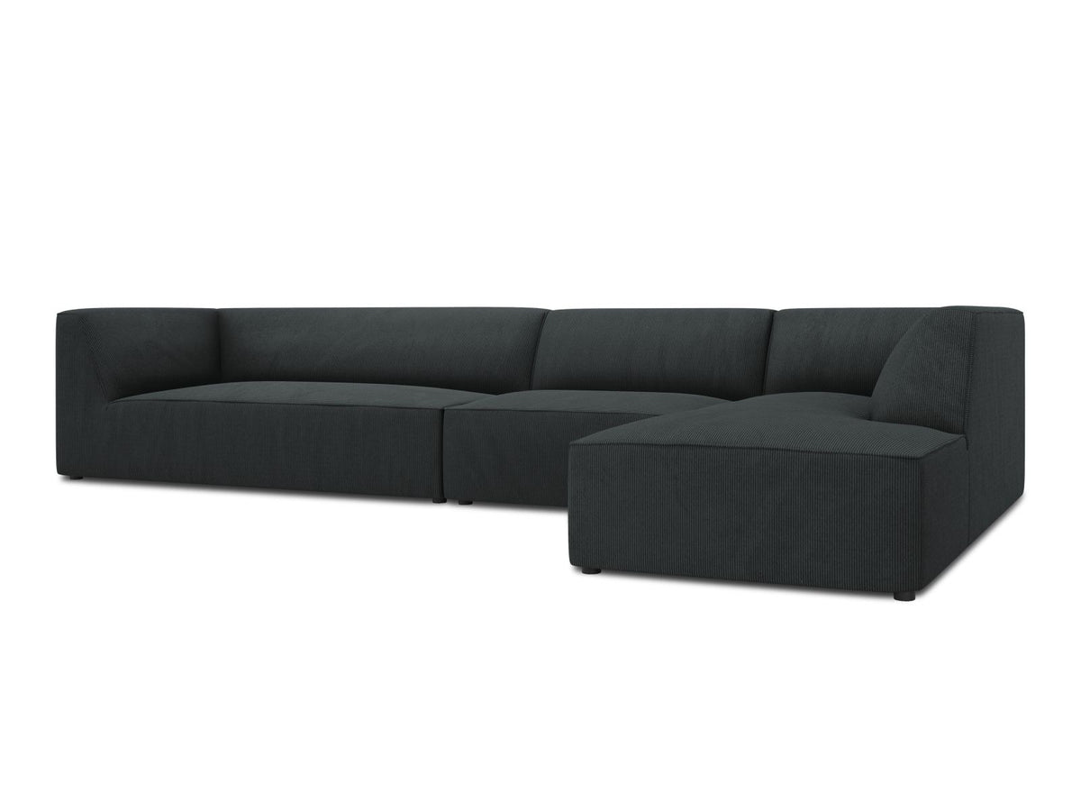 Modulares Ecksofa Siena in Light Beige-Scala mit Cordstoff-Bezug, schwarzen Kunststoffbeinen und Récamiere, 5-Sitzer Ausführung von Cosmopolitan Design.