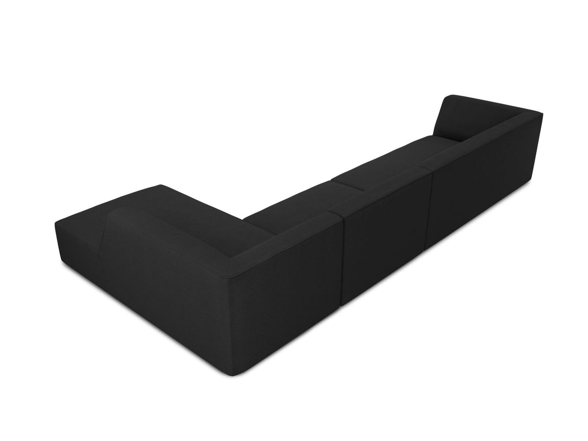 Modulares Ecksofa Siena in Light Beige-Scala mit Cordstoff-Bezug, schwarzen Kunststoffbeinen und Récamiere, 5-Sitzer Ausführung von Cosmopolitan Design.