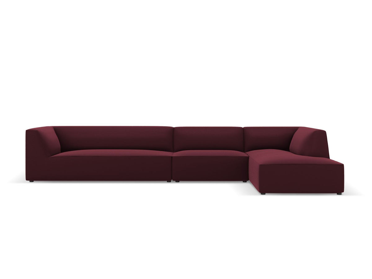 Modulares Ecksofa Siena mit Kunstlederbezug in Light Beige, rechte Ausrichtung, 5-Sitzer Form mit Récamiere und Kunststoffbeinen.