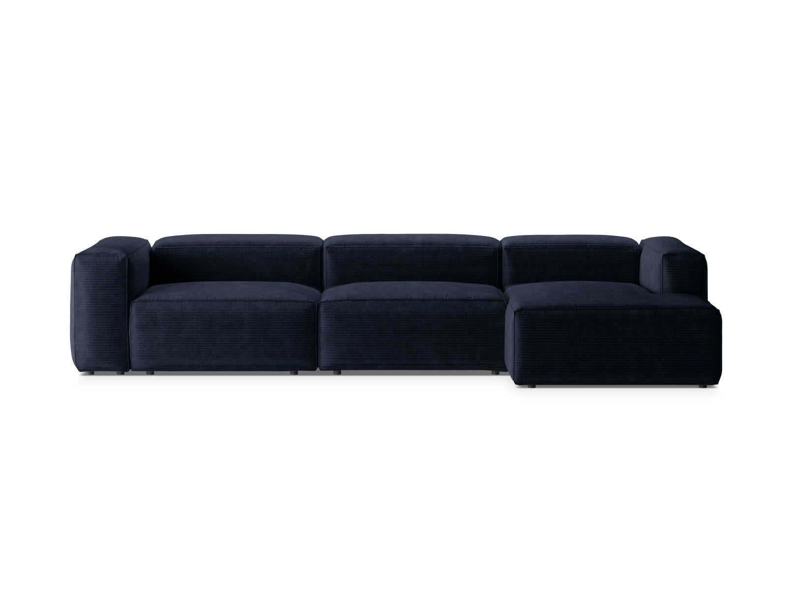 Bergamo Modular Ecksofa rechts 4 Sitzer in Navy Blue präsentiert im Onlineshop von KAQTU Design AG. Ecksofa rechts ist von Cosmopolitan Design