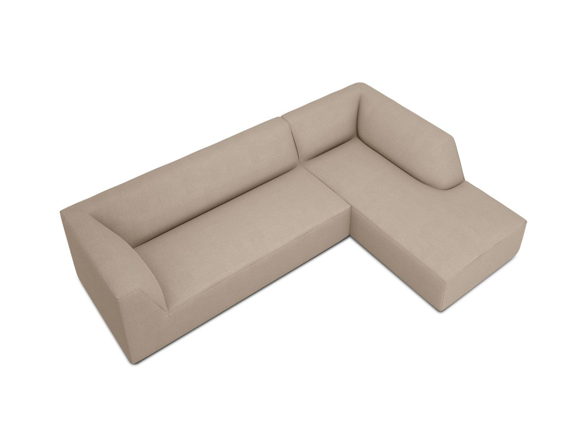 Modulares Ecksofa Siena in Light Grey-Ottawa mit Récamiere, Massivholzrahmen und schwarzen Kunststoffbeinen, 4-Sitzer, Breite 273 cm.