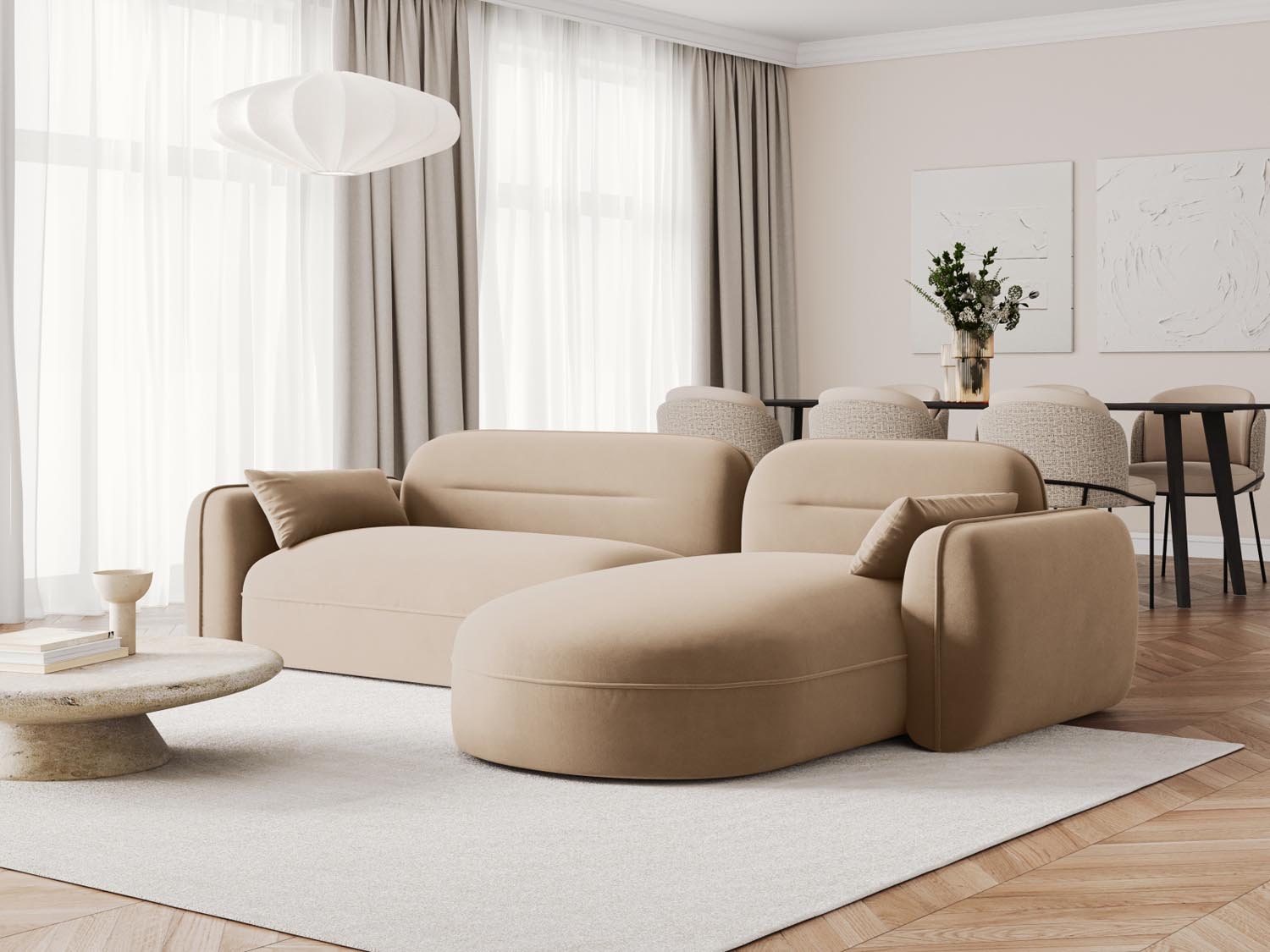 Sydney Velour Modular Ecksofa rechts 4 Sitzer in Sand präsentiert im Onlineshop von KAQTU Design AG. Ecksofa rechts ist von Cosmopolitan Design