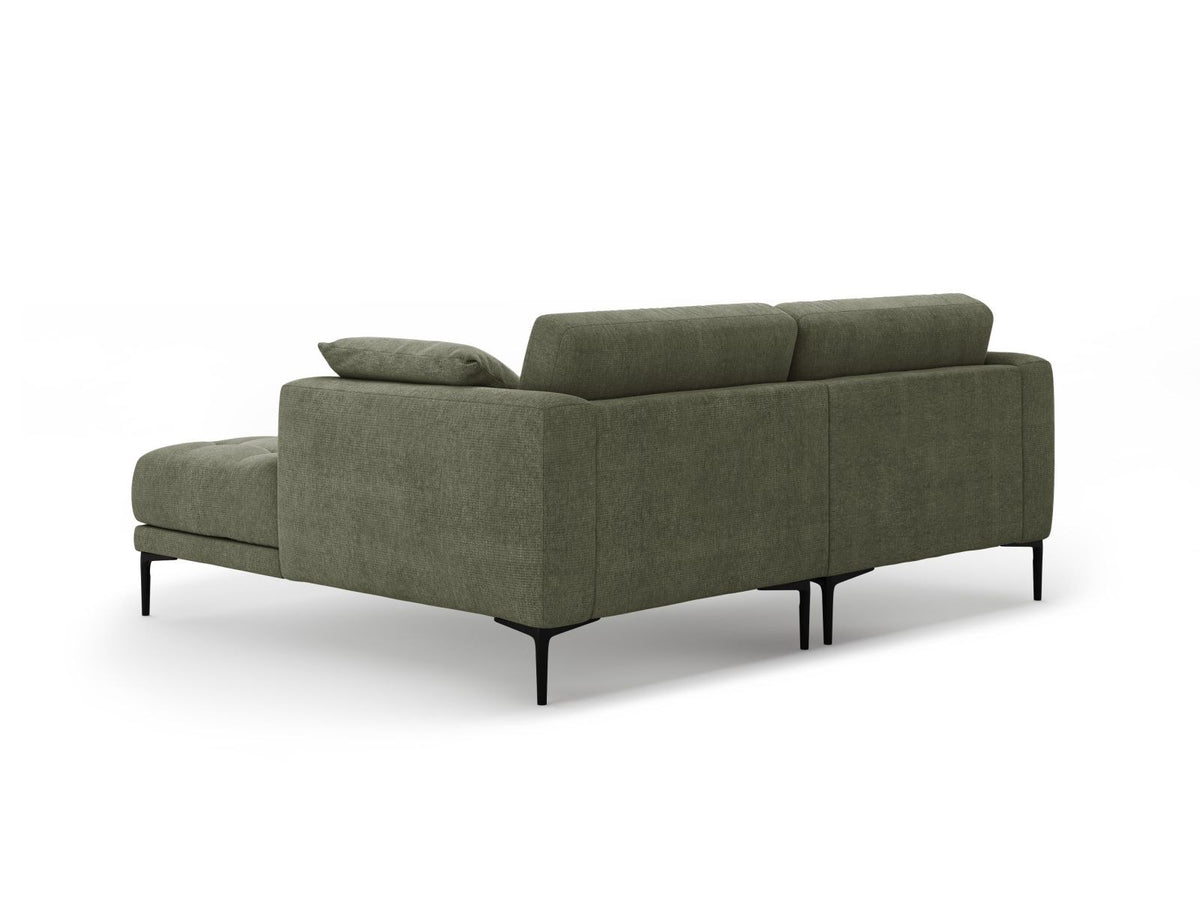 Ecksofa Lazio Rechts in Beige-Sorella mit Tweed-Bezugsstoff, schwarzen Metallbeinen und grosszügiger Récamiere, Massivholzrahmen sichtbar.