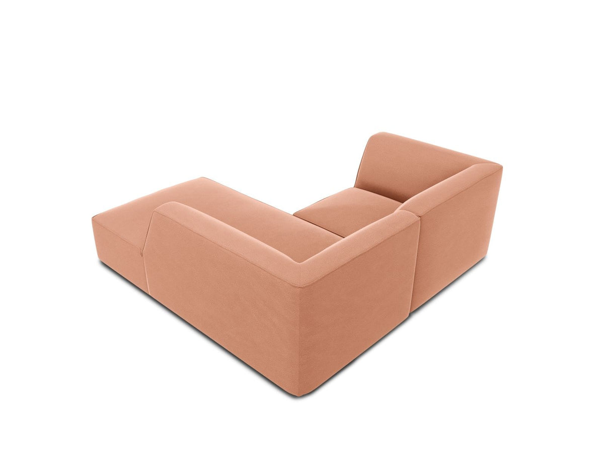 Modulares Ecksofa Siena in Beige-Salvador Samtstoff mit Récamiere, schwarzen Kunststoffbeinen und massivem Holzrahmen, rechts ausgerichtet.