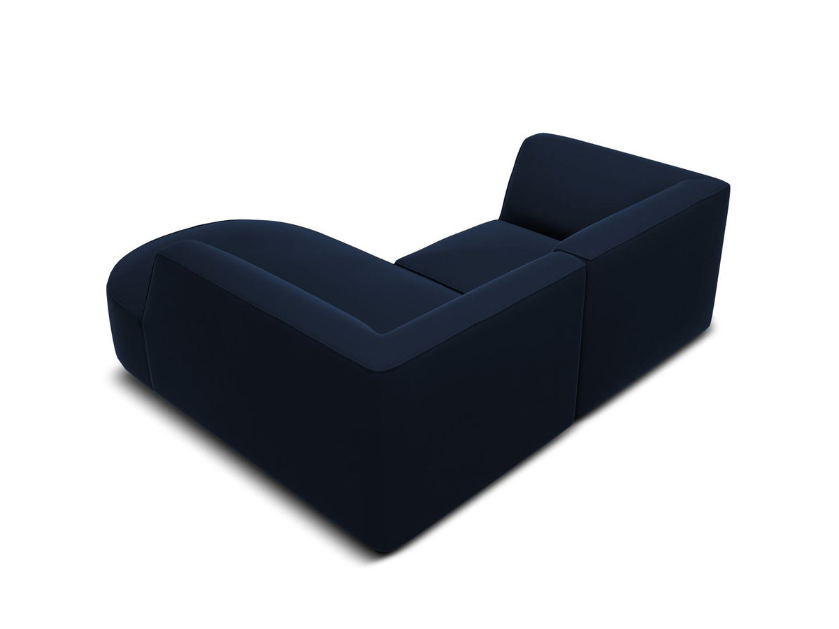 Modulares Ecksofa Siena in Beige-Salvador Samtstoff mit Récamiere, schwarzen Kunststoffbeinen und massivem Holzrahmen, rechts ausgerichtet.