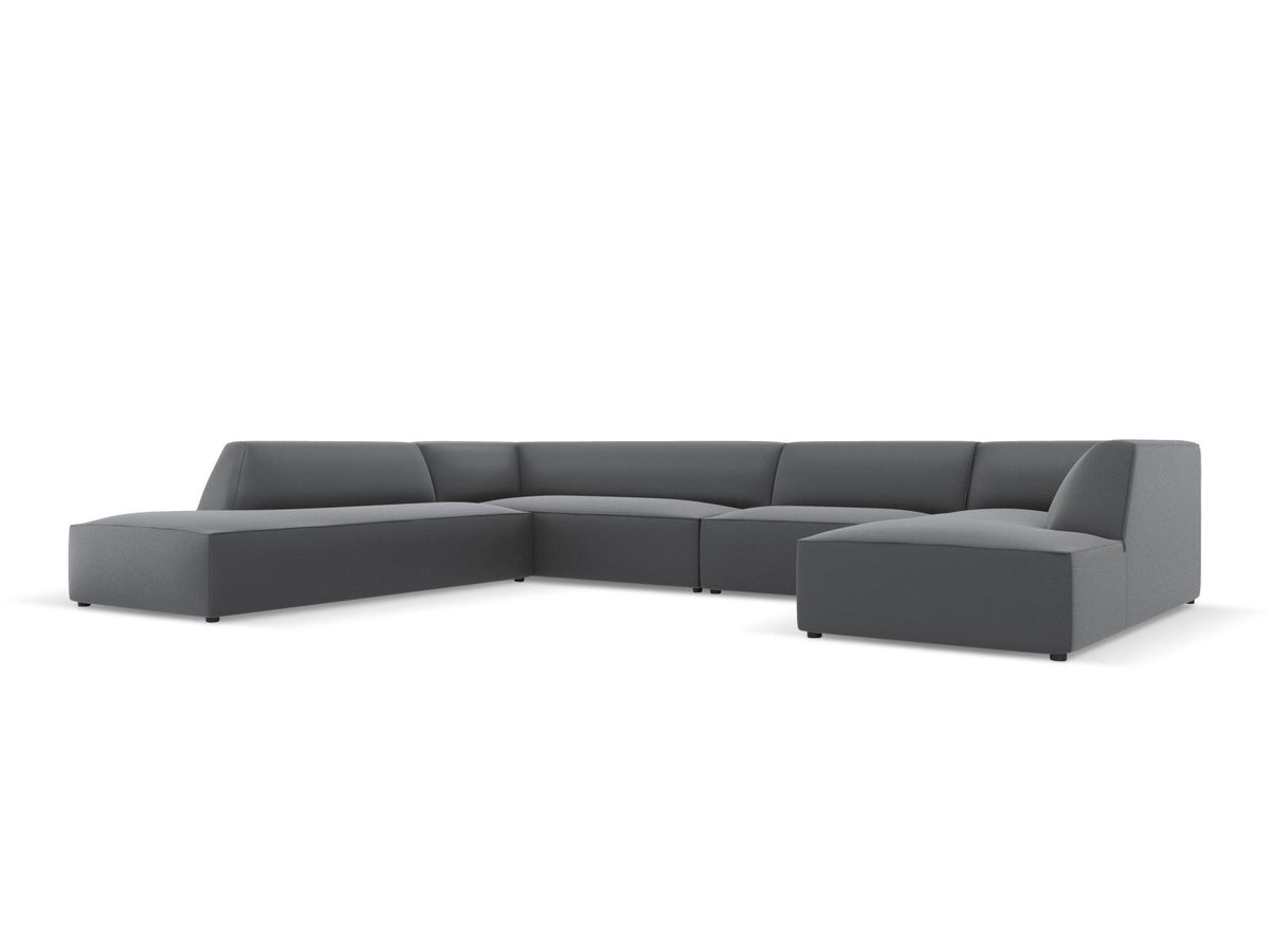 Panorama-Ecksofa links Siena in Light Beige-Pacifico Kunstleder mit Récamiere, Massivholzrahmen und schwarzen Kunststoffbeinen, 7-Sitzer Ausführung.