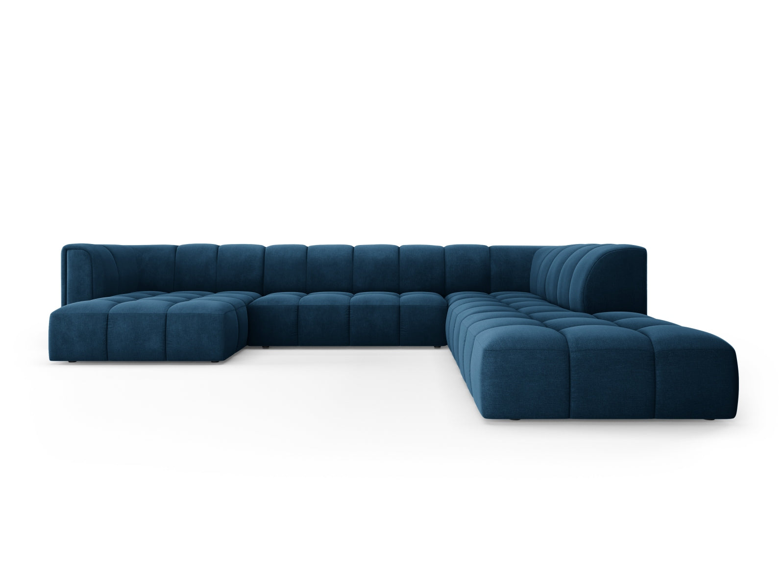 7-Sitzer Moritz Modular Ecksofa Panoramic rechts in Royal Blue-Rebel präsentiert im Onlineshop von KAQTU Design AG. Ecksofa rechts ist von Cosmopolitan Design