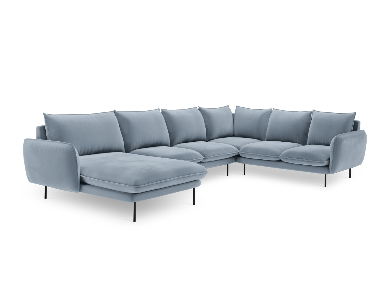 Luxuriöses 7-sitziges Ecksofa in sanften Blautönen und edlem Schwarz, perfekt für moderne Wohnkonzepte von Cosmopolitan Design.