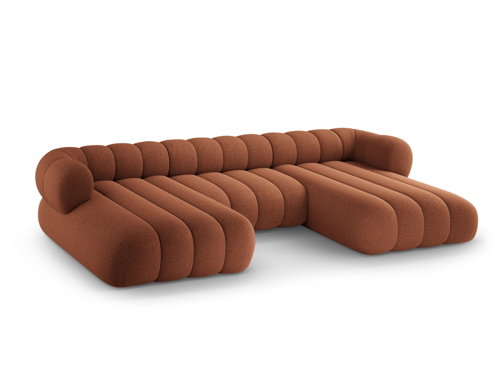 Modernes 6-Sitzer Koge Panoramic Sofa in Brick-Eden, perfekt für gesellige Abende und stilvolle Einrichtungsideen.