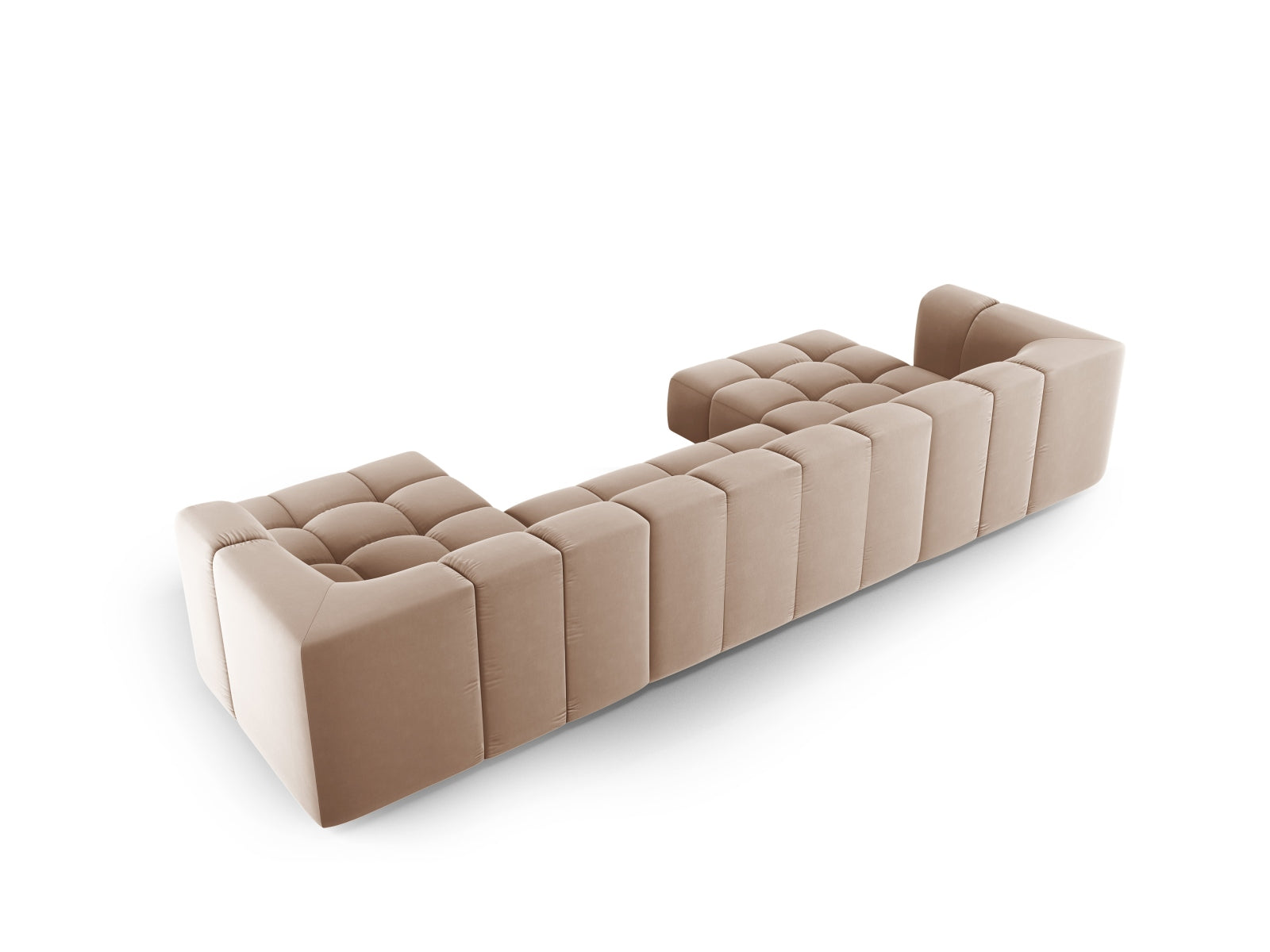 Elegantes 5-Sitzer Panoramic Sofa Moritz in Beige, ideal für stilvolle Wohnräume, bietet großzügigen Platz und hohen Komfort.