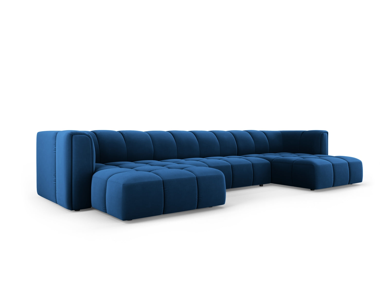 Elegantes 5-Sitzer Ecksofa Moritz in Royal Blue-Bluvel, ideal für stilvolle Wohnräume, von Cosmopolitan Design.