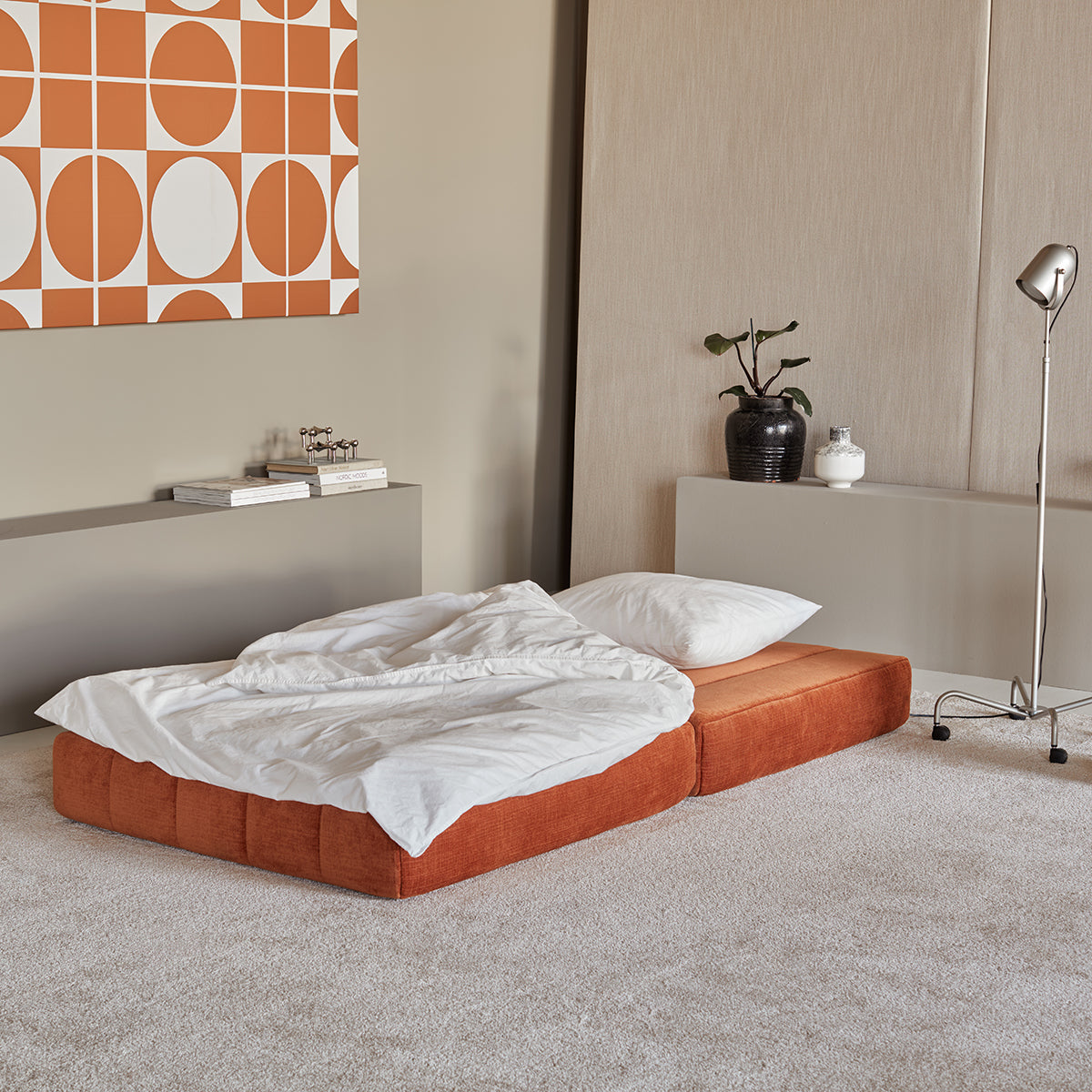 CozyPad Sessel in 412 Esina Rust Orange präsentiert im Onlineshop von KAQTU Design AG. Bettsessel ist von Innovation Living