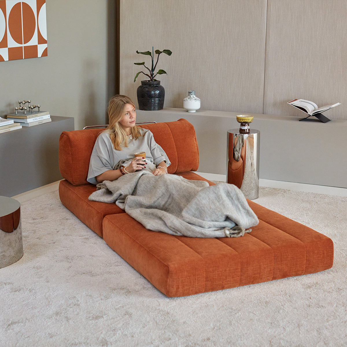 CozyPad Sessel in 412 Esina Rust Orange präsentiert im Onlineshop von KAQTU Design AG. Bettsessel ist von Innovation Living