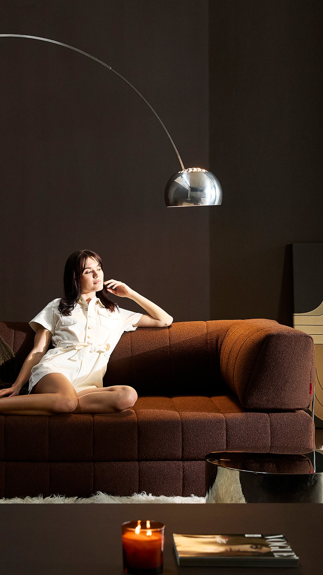 CozyPad Schlafsofa mit Armlehnen in 359 Taura Cappuccino präsentiert im Onlineshop von KAQTU Design AG. Bettsofa ist von Innovation Living