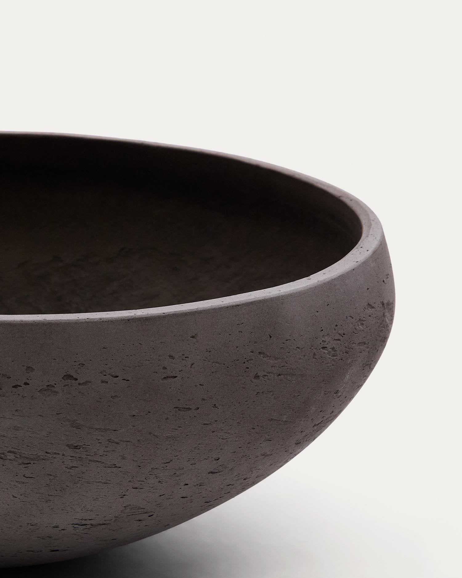 Set Nura aus 2 Blumentöpfen in Terrakotta mit Zementoptik Ø55 cm in Terrakotta präsentiert im Onlineshop von KAQTU Design AG. Blumentopf ist von Kave Home
