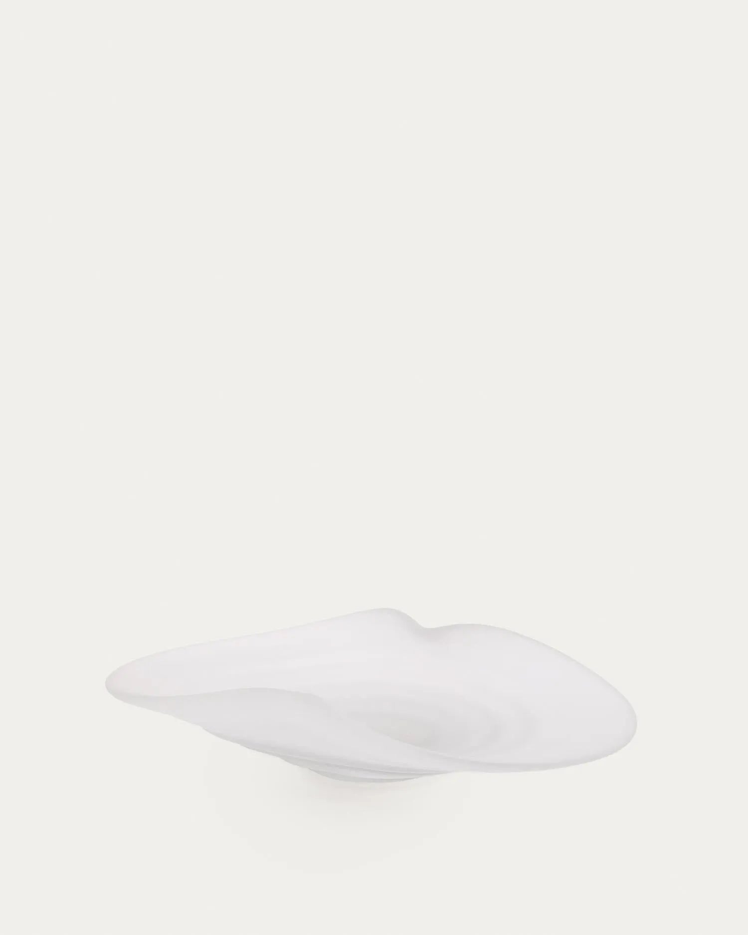 Tafelaufsatz Ondaro aus Milchglas 11 cm in Klar präsentiert im Onlineshop von KAQTU Design AG. Schale ist von Kave Home